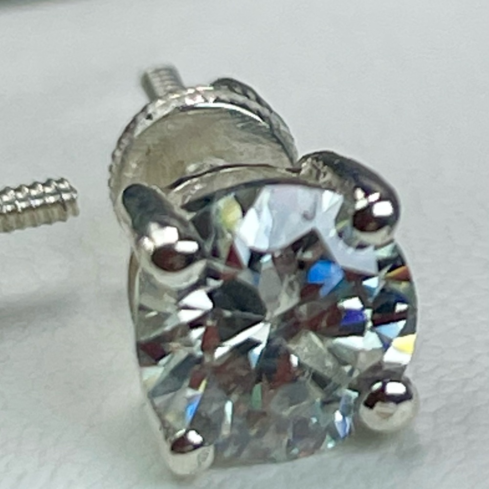 2ct Diamond Certified Studs 925 Silver Earrings. Screw-back style - Picture 6 of 6